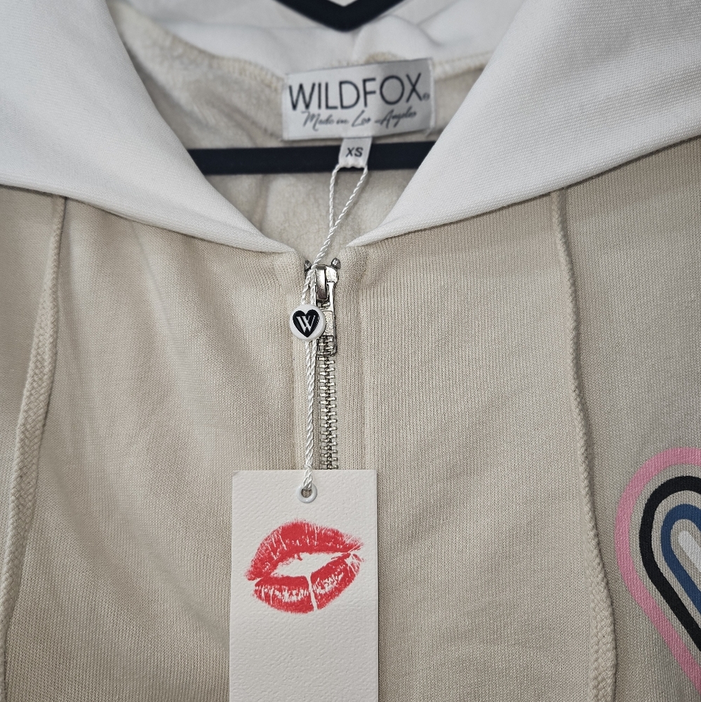 ✨️WILDFOX BEIGE & WHITE FULL ZIP HOODIE NWT SZ XS-S✨️ - Picture 6 of 11